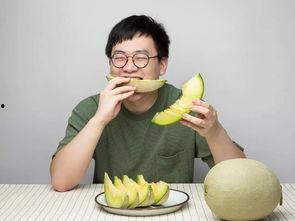 瓜是同事们吃的,共享欢乐时光