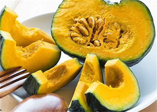 胃难受吃瓜,探寻缓解胃痛的天然良方